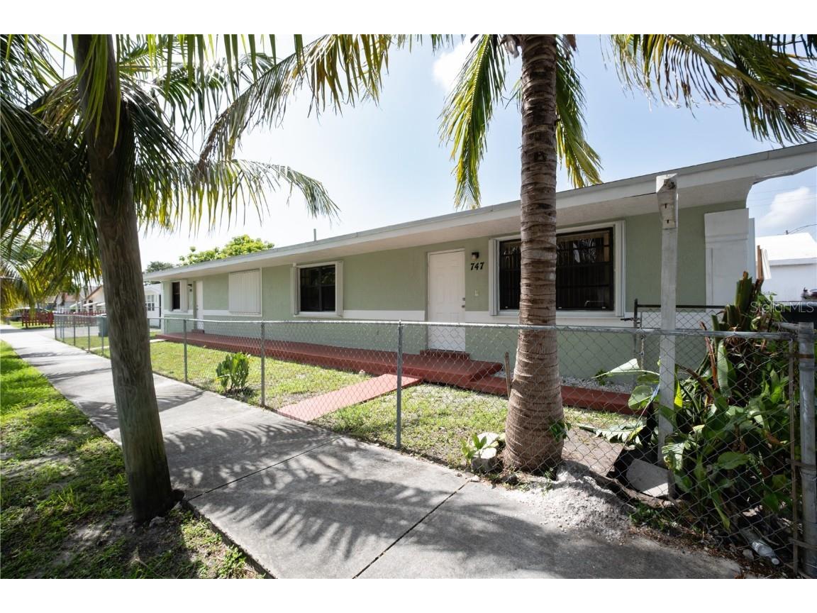 745 SW 5th Street #1-2 Dania Beach FL 33004 O6225853 image1