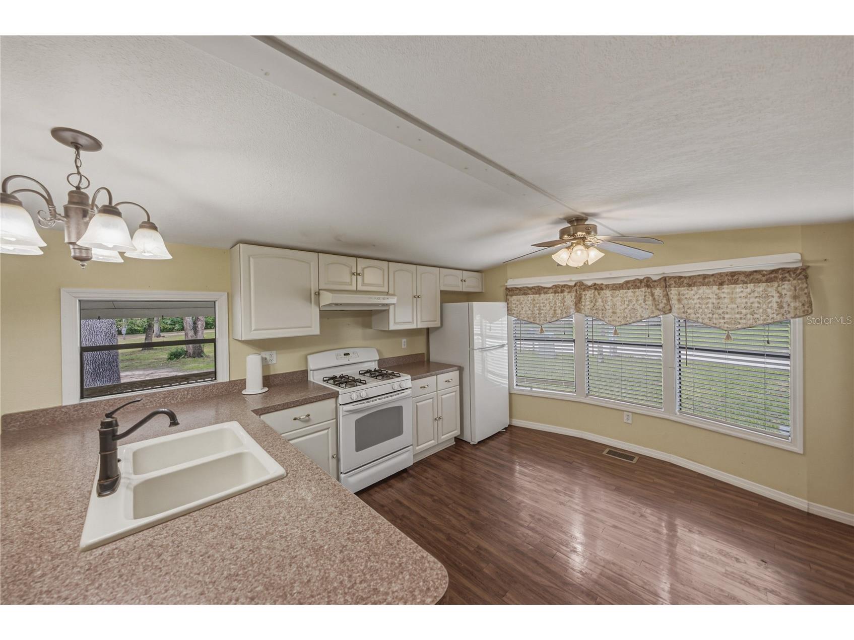 7450 23rd Street Zephyrhills FL 33540 TB8519628 image16