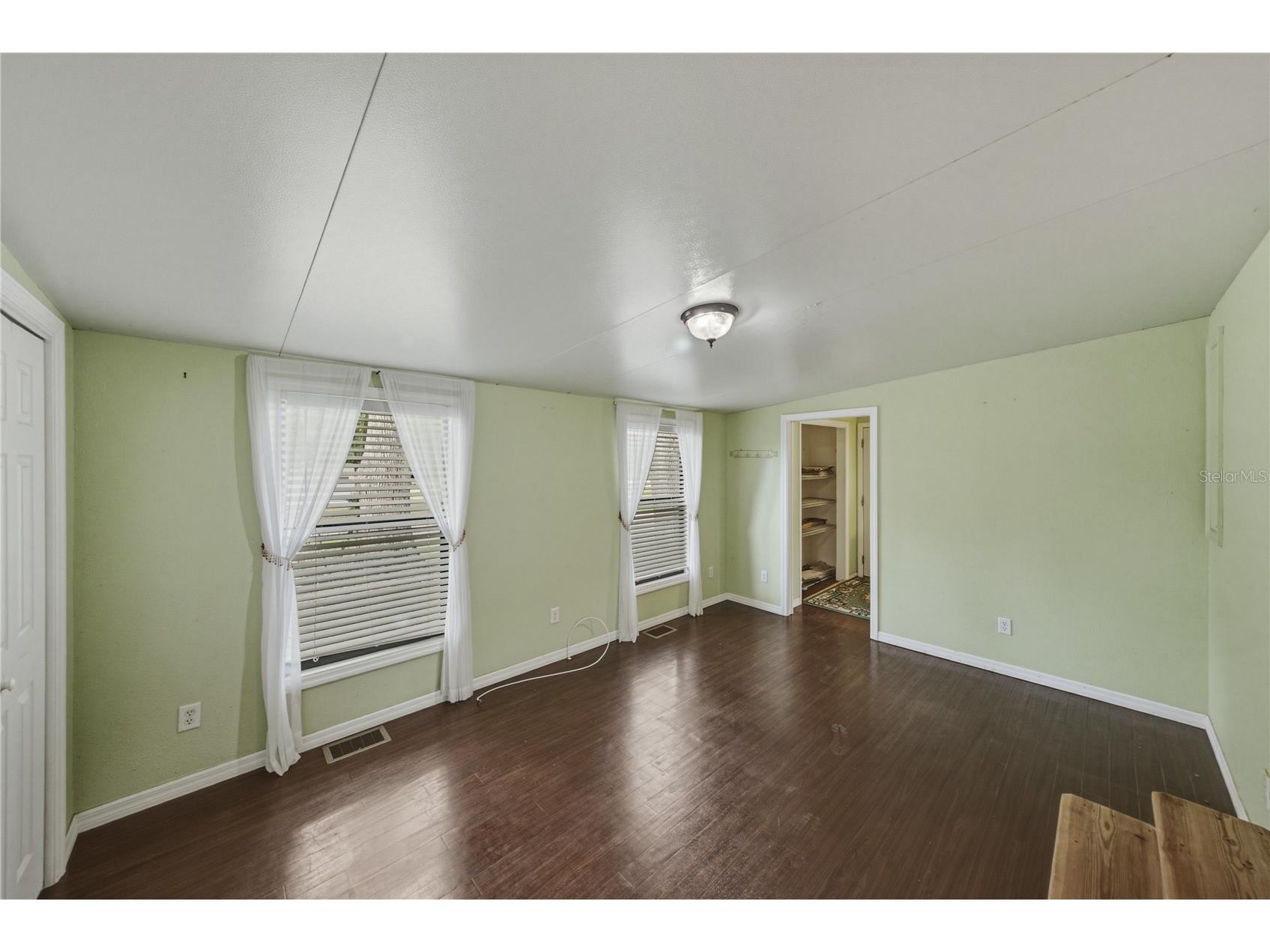 7450 23rd Street Zephyrhills FL 33540 TB8519628 image25