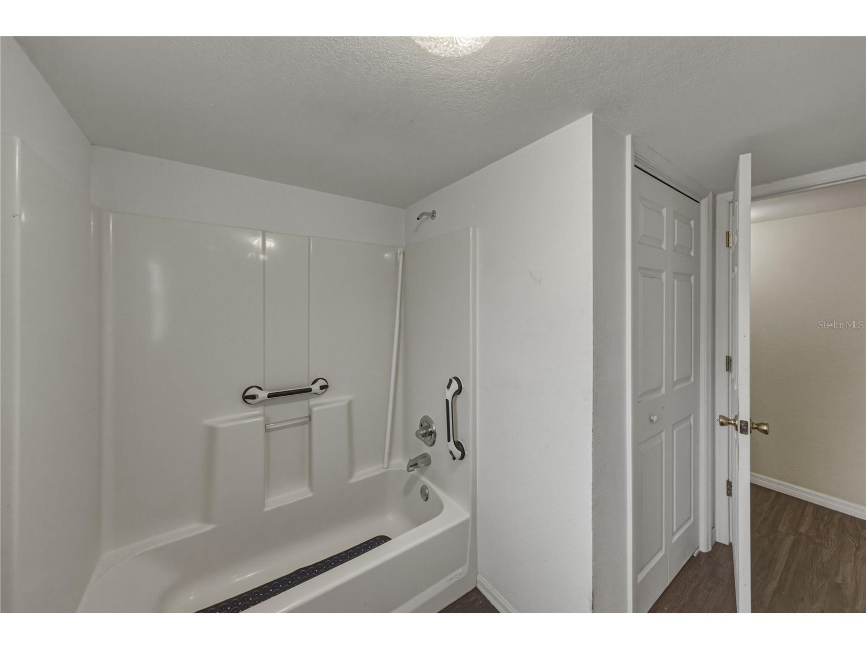 7450 23rd Street Zephyrhills FL 33540 TB8519628 image33