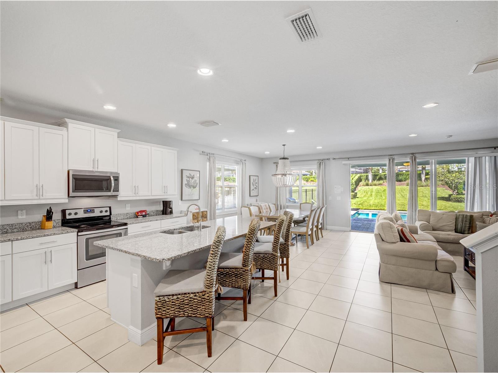 7450 Marker Avenue Kissimmee FL 34747 S5136613 image4