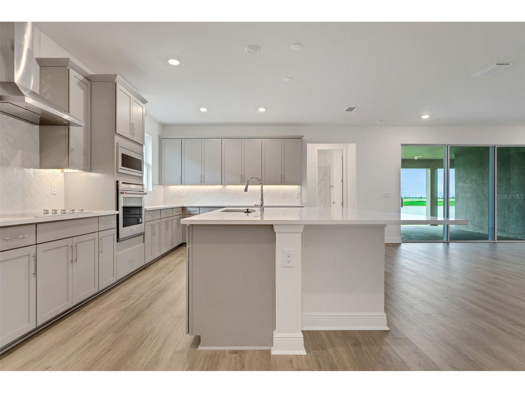 7450 Sea Manatee Street Parrish FL 34219 - SEAIRE LAGOON G5106490 image22