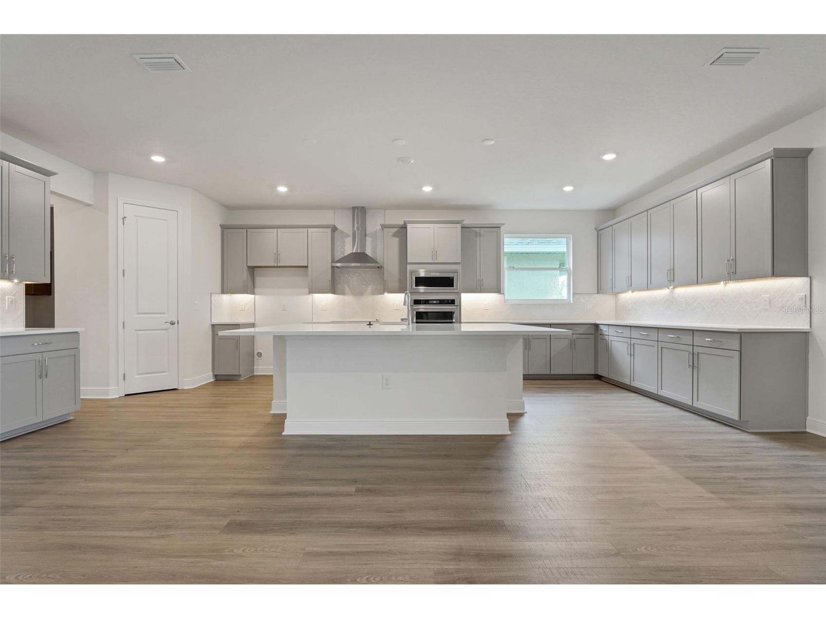 7450 Sea Manatee Street Parrish FL 34219 - SEAIRE LAGOON G5106490 image27