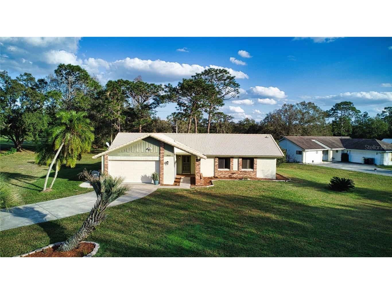 7451 Limonia Drive Indian Lake Estates FL 33855 - LAKE WALK-IN-WATER P4923490 image1