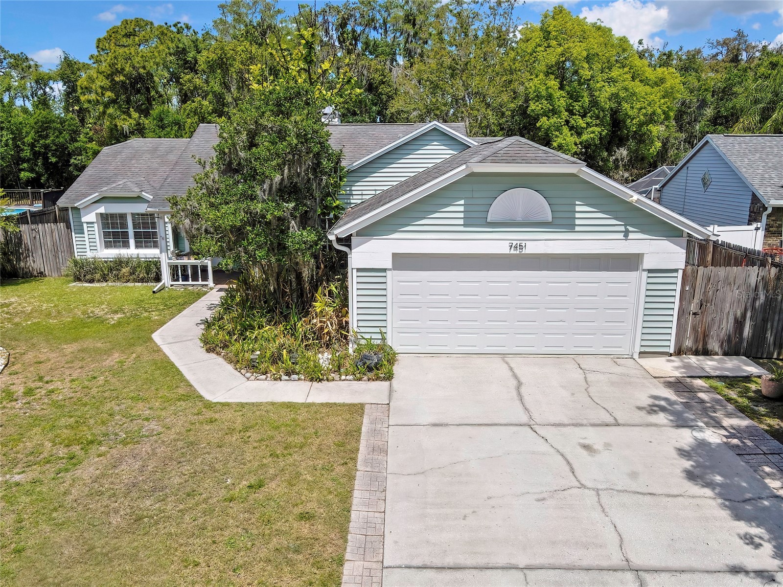 7451 Swan Lake Drive New Port Richey FL 34655 W7884798 image2