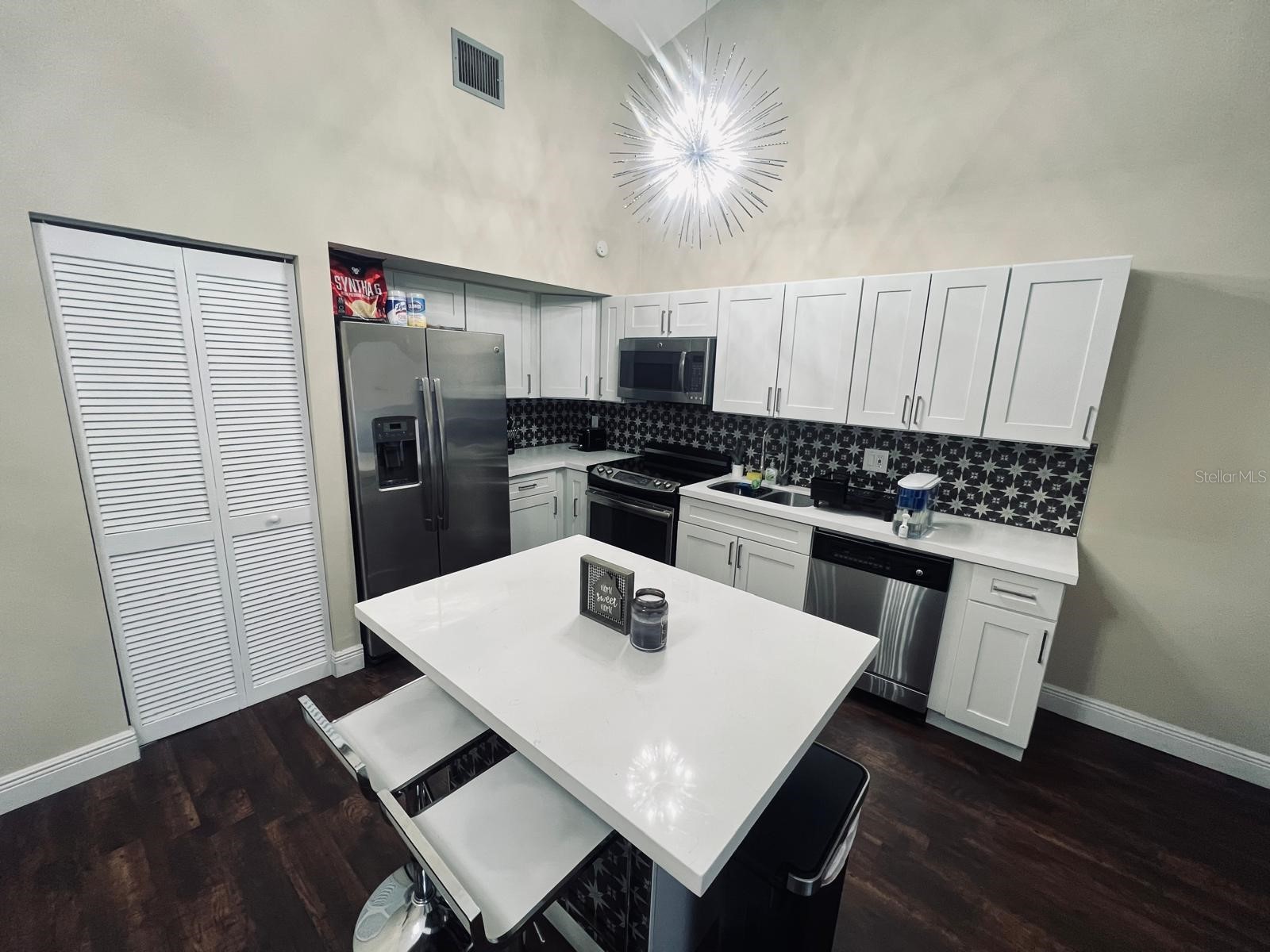 7454 NW 34th Street Fort Lauderdale FL 33319 TB8517551 image1