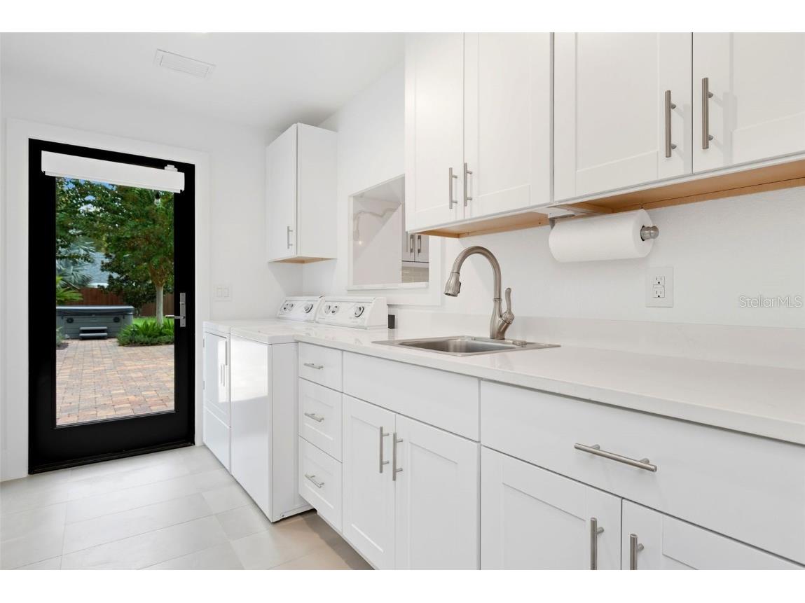 7455 Sparkling Lake Rd Orlando FL 32819 O6350305 image34