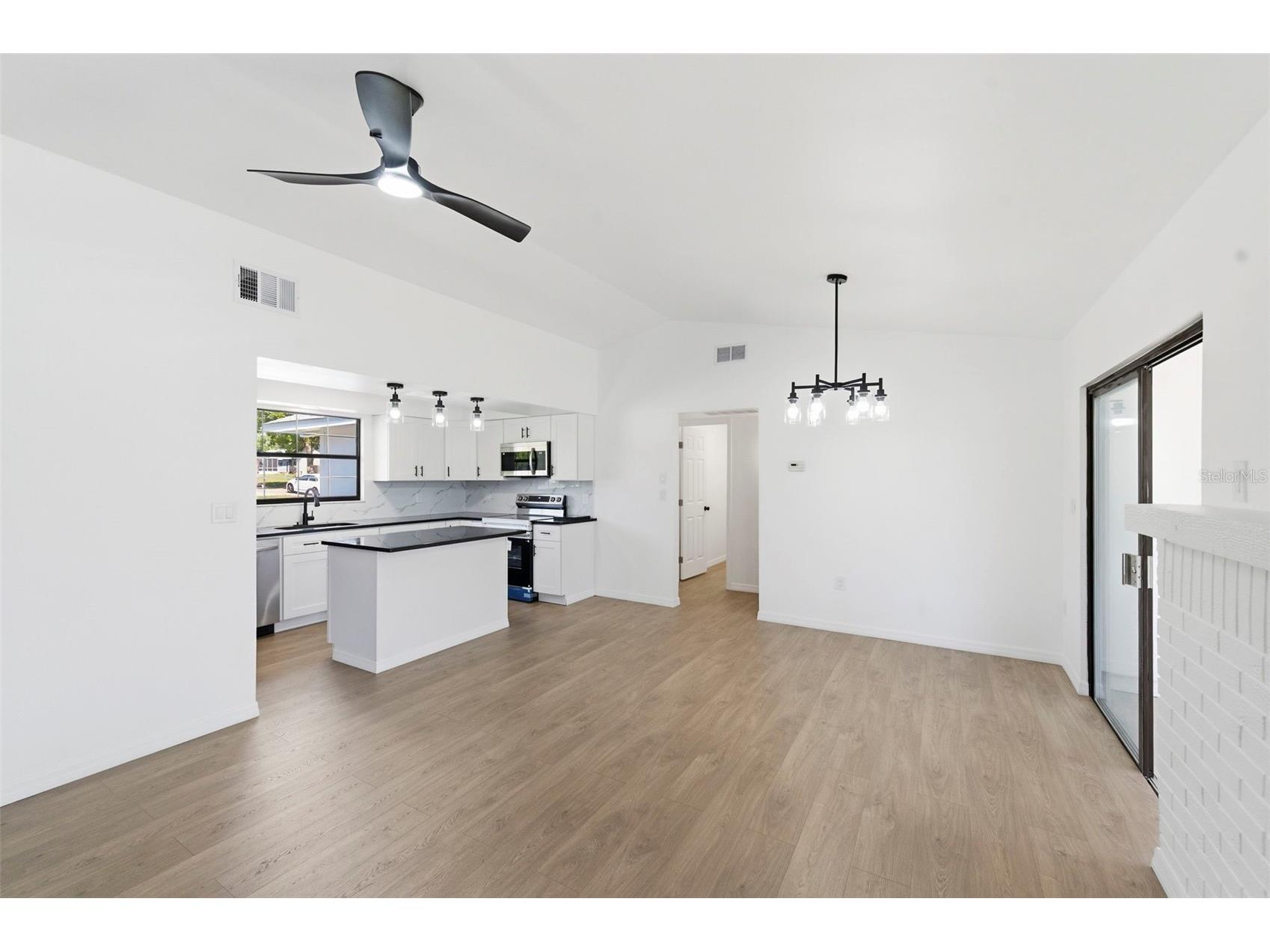 7457 Galloway Road Weeki Wachee FL 34613 TB8508029 image8