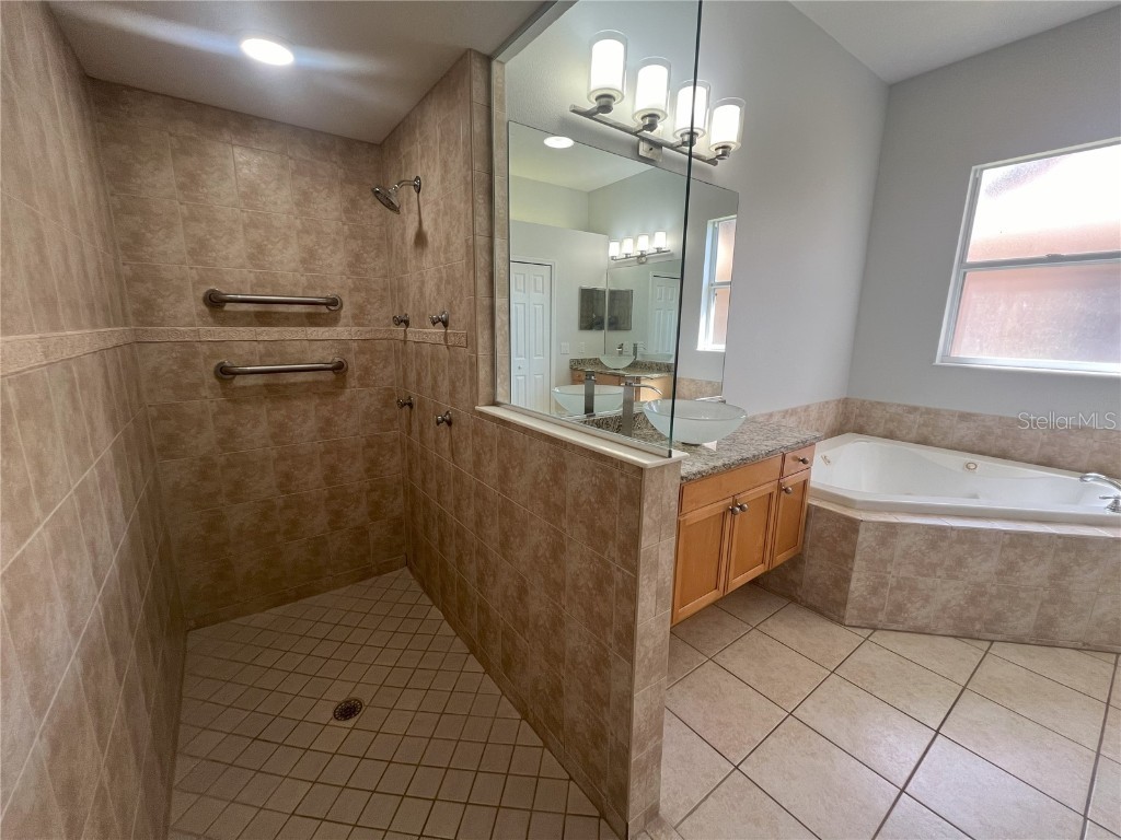 7457 Palmer Glen Circle Sarasota FL 34240 A4655192 image27