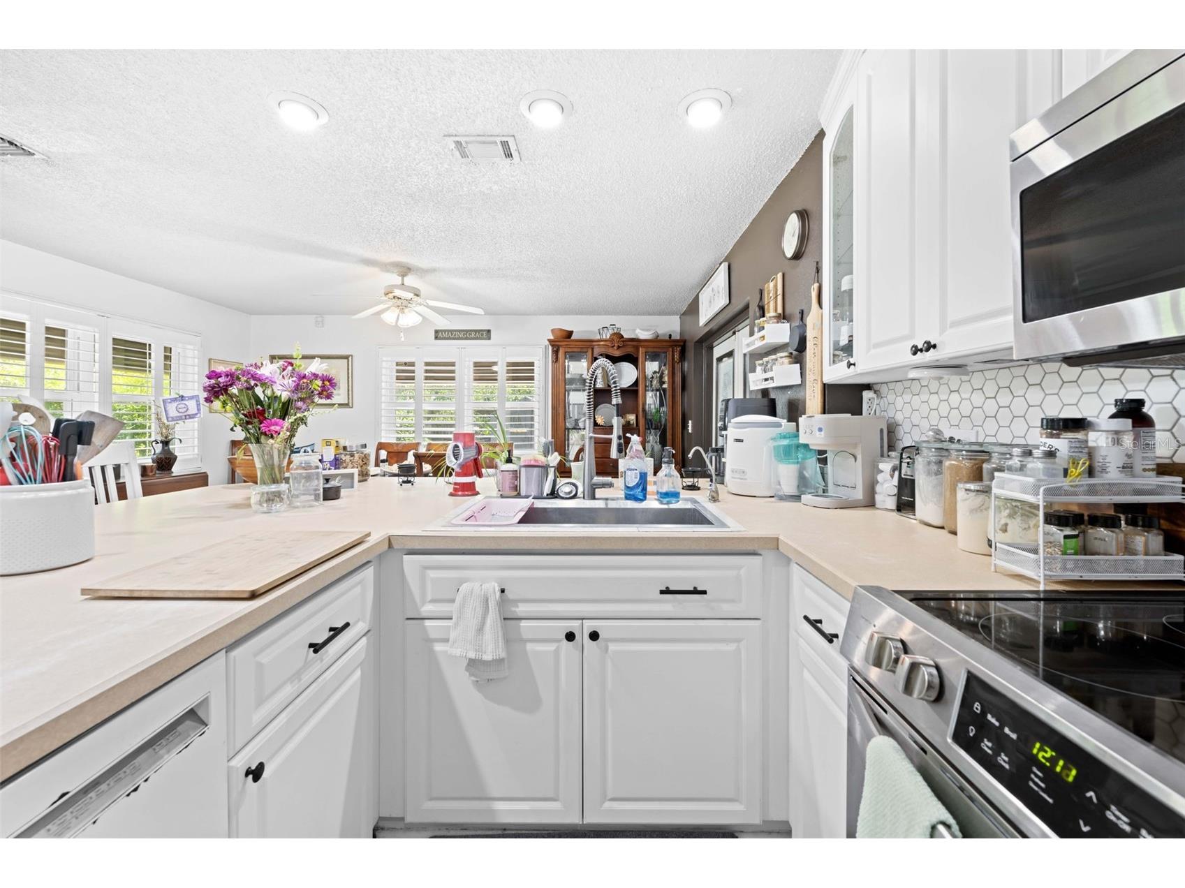 7458 Gates Circle Spring Hill FL 34606 TB8508368 image23