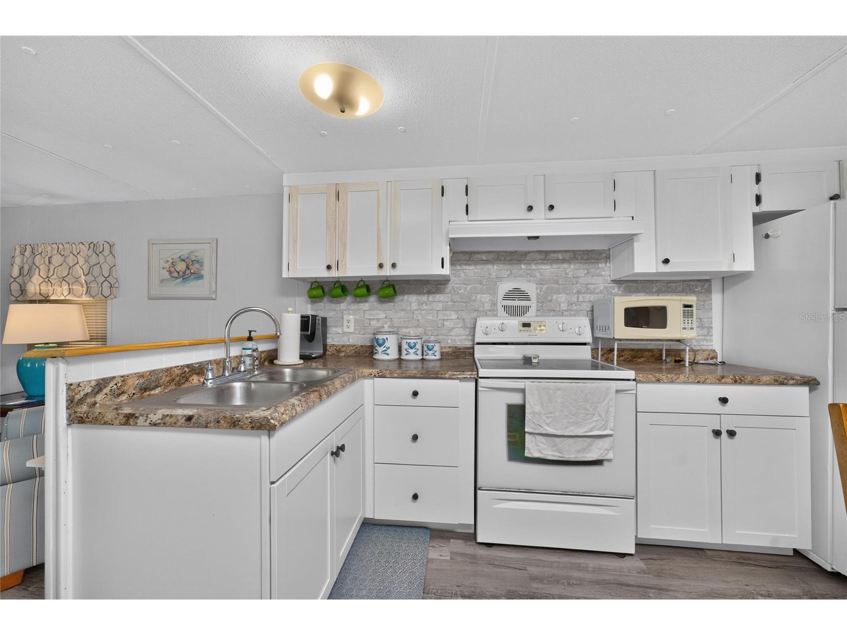 7459 Danvers Circle Port Charlotte FL 33981 - BUTTERFORD WATERWAY C7527963 image4
