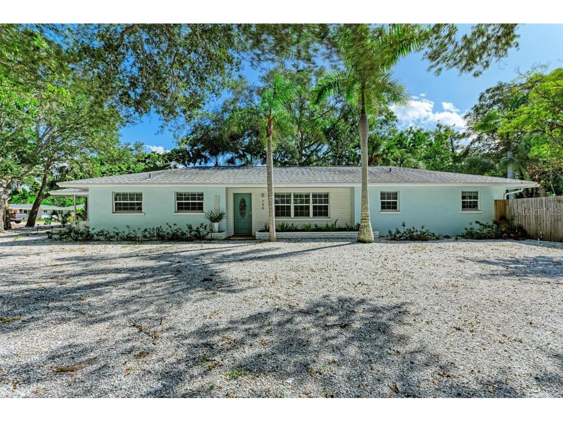 746 47th Street Sarasota FL 34234 A4611718 image1