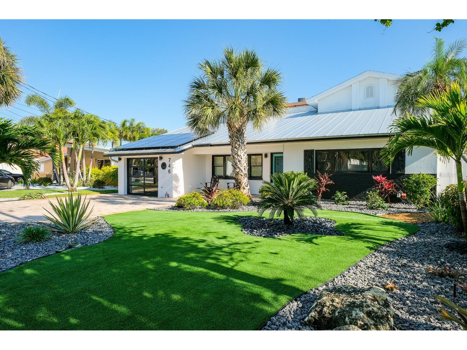 746 Boca Ciega Isle Drive Saint Pete Beach FL 33706 TB8436524 image1