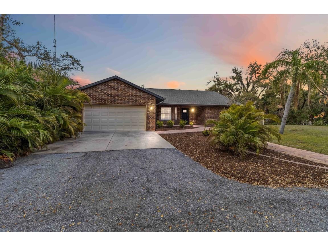 746 Brentwood Drive Venice FL 34292 D6141181 image1