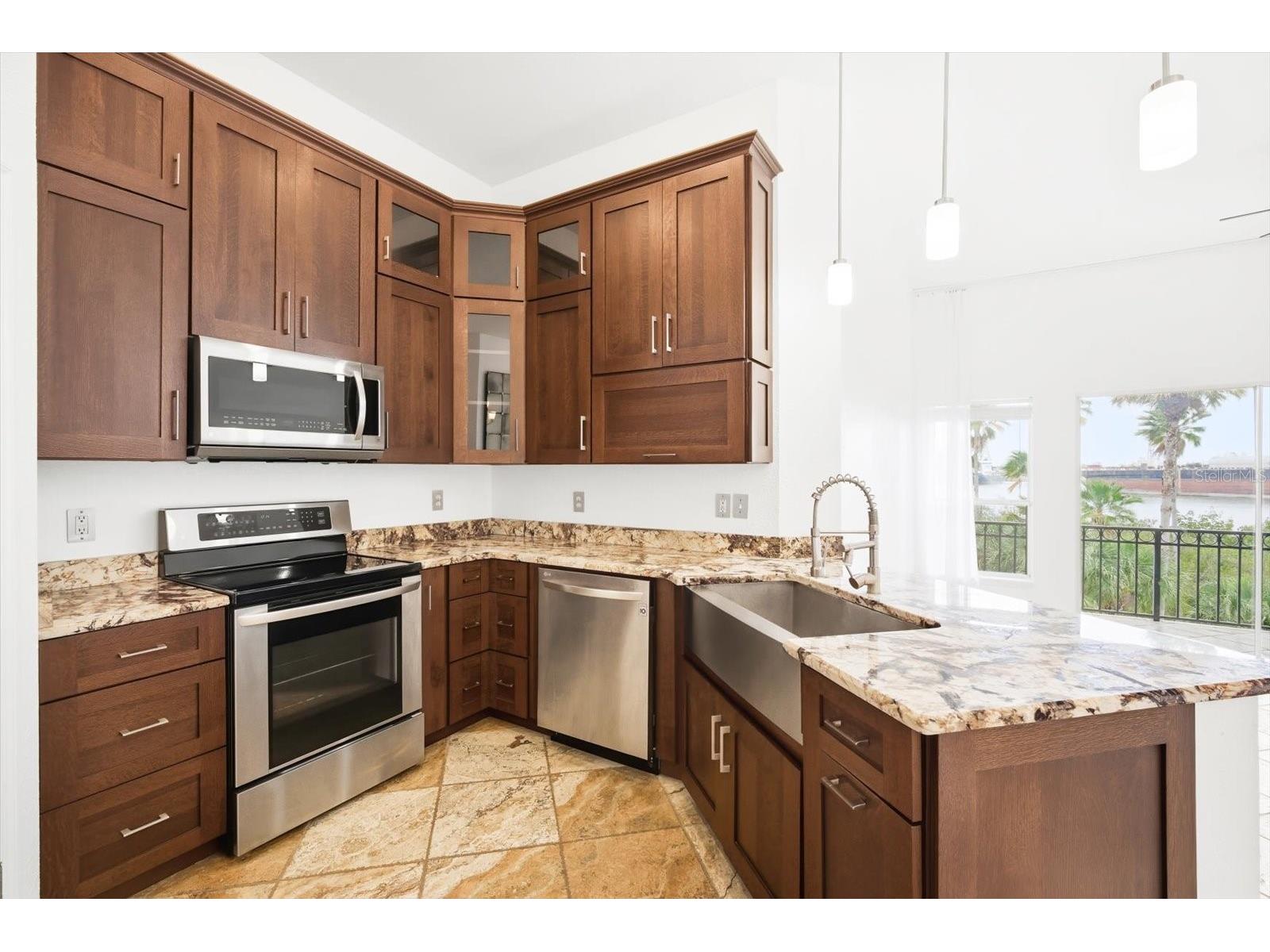 746 Coral Reef Drive #746 Tampa FL 33602 A4690006 image11