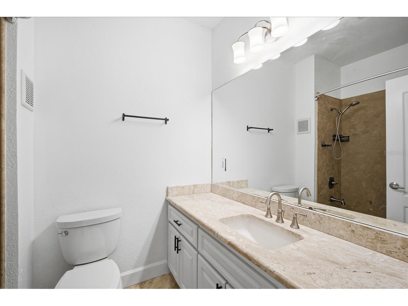 746 Coral Reef Drive #746 Tampa FL 33602 A4690006 image18