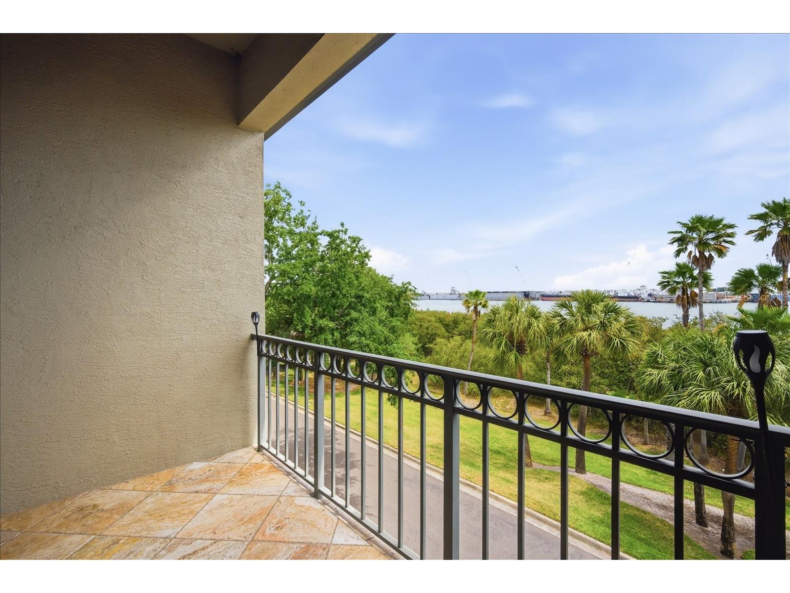 746 Coral Reef Drive #746 Tampa FL 33602 A4690006 image24