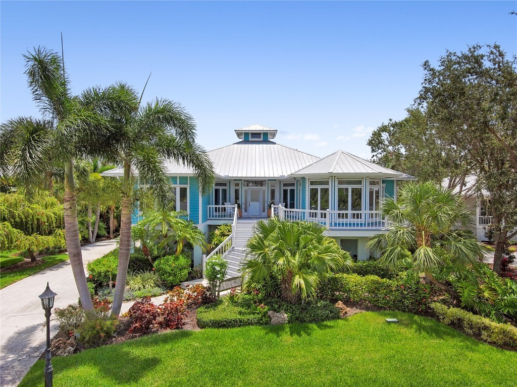 746 Eagle Point Drive Venice FL 34285 - ROBERTS BAY C7477431 image1