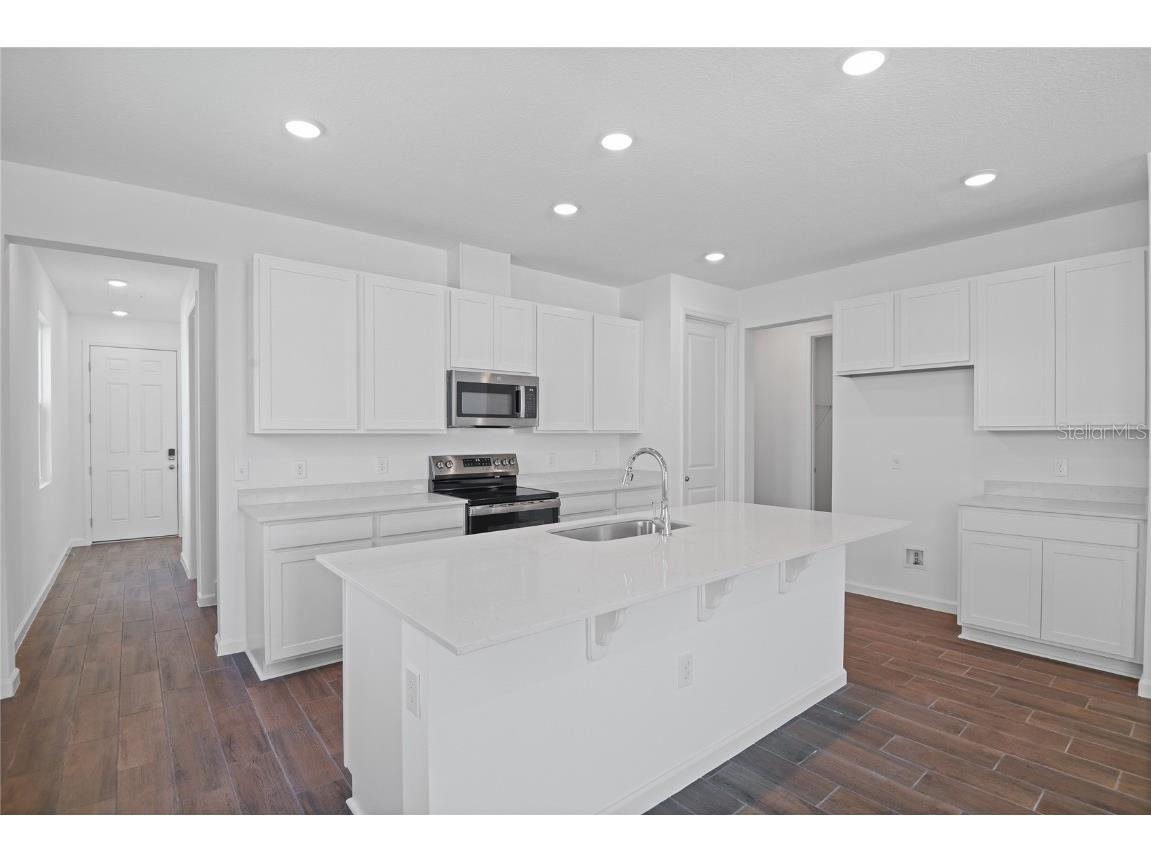 746 Lake Dell Avenue Dundee FL 33838 S5127937 image3