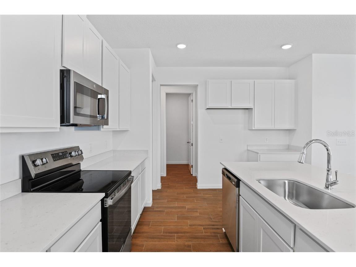 746 Lake Dell Avenue Dundee FL 33838 S5127937 image4