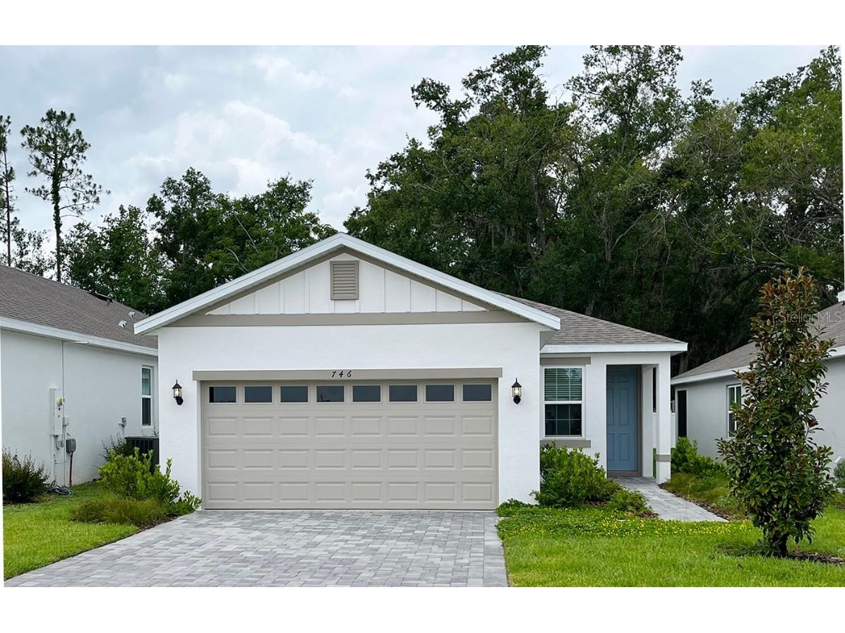 746 Lemon Avenue Fruitland Park FL 34731 O6317642 image1