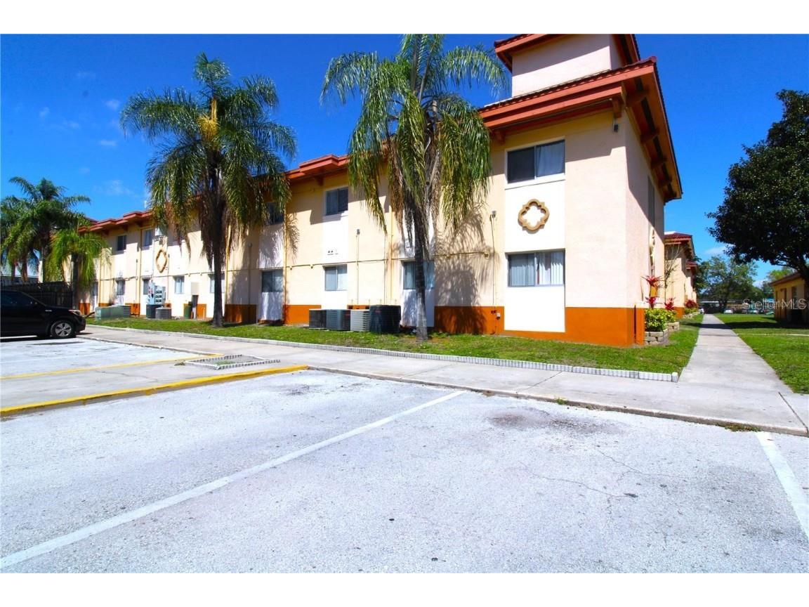 746 Mcdougall Court #746 Orlando FL 32809 O6300915 image3