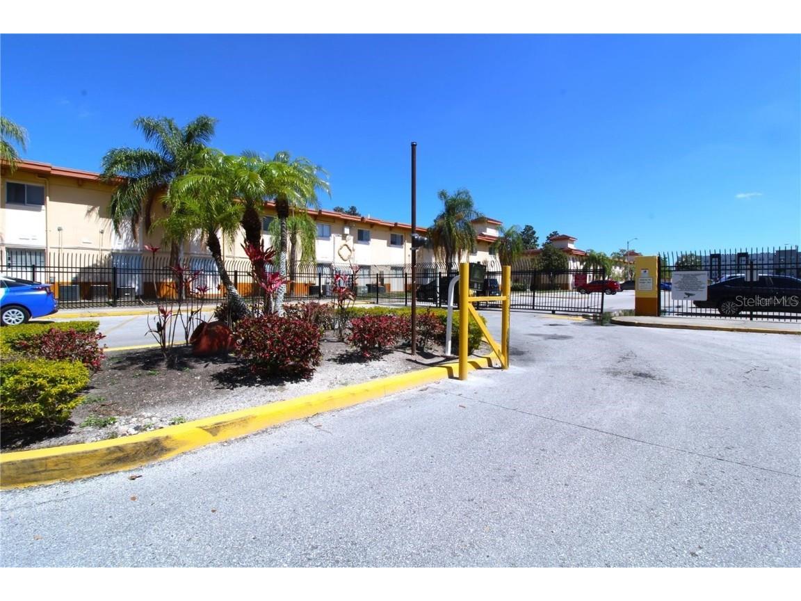 746 Mcdougall Court #746 Orlando FL 32809 O6300915 image4