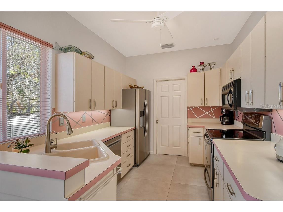 746 Plymouth Street Sarasota FL 34242 A4639522 image16