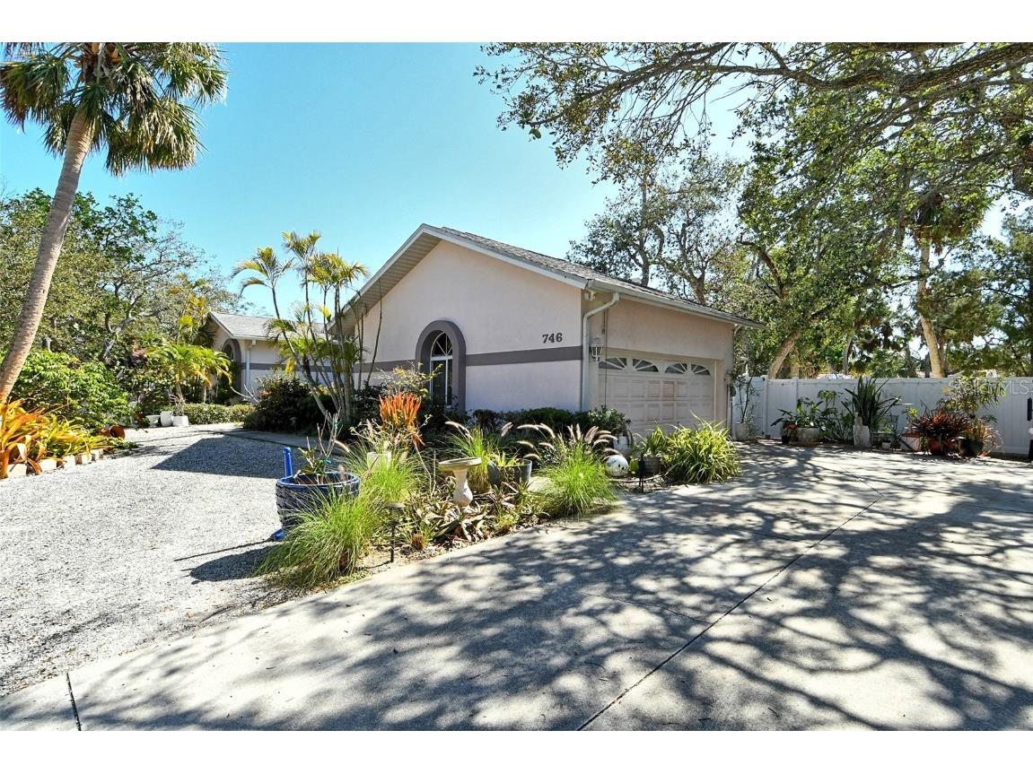 746 Plymouth Street Sarasota FL 34242 A4639522 image7