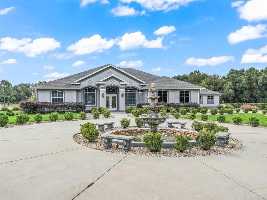 746 Via San Polo Lady Lake FL 32159 G5076341 image1