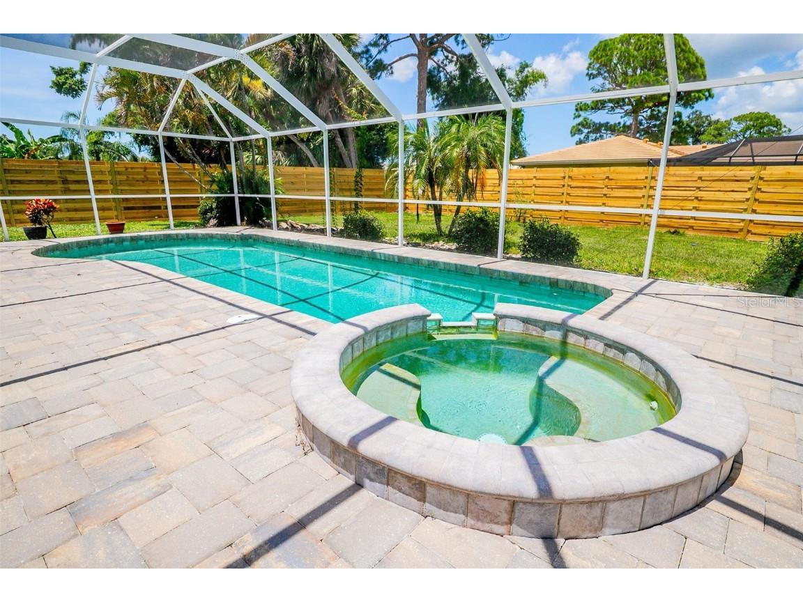 7460 Mariana Drive Sarasota FL 34231 A4662030 image33