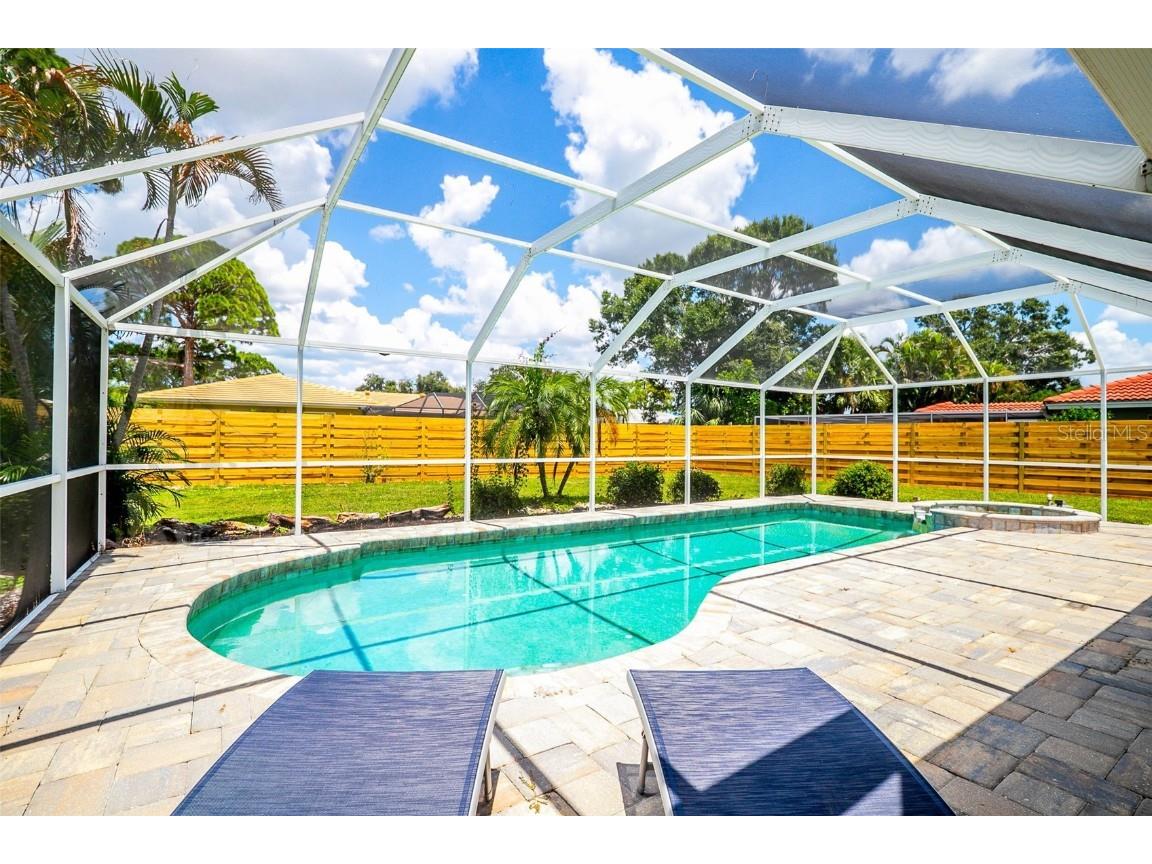 7460 Mariana Drive Sarasota FL 34231 A4662030 image37