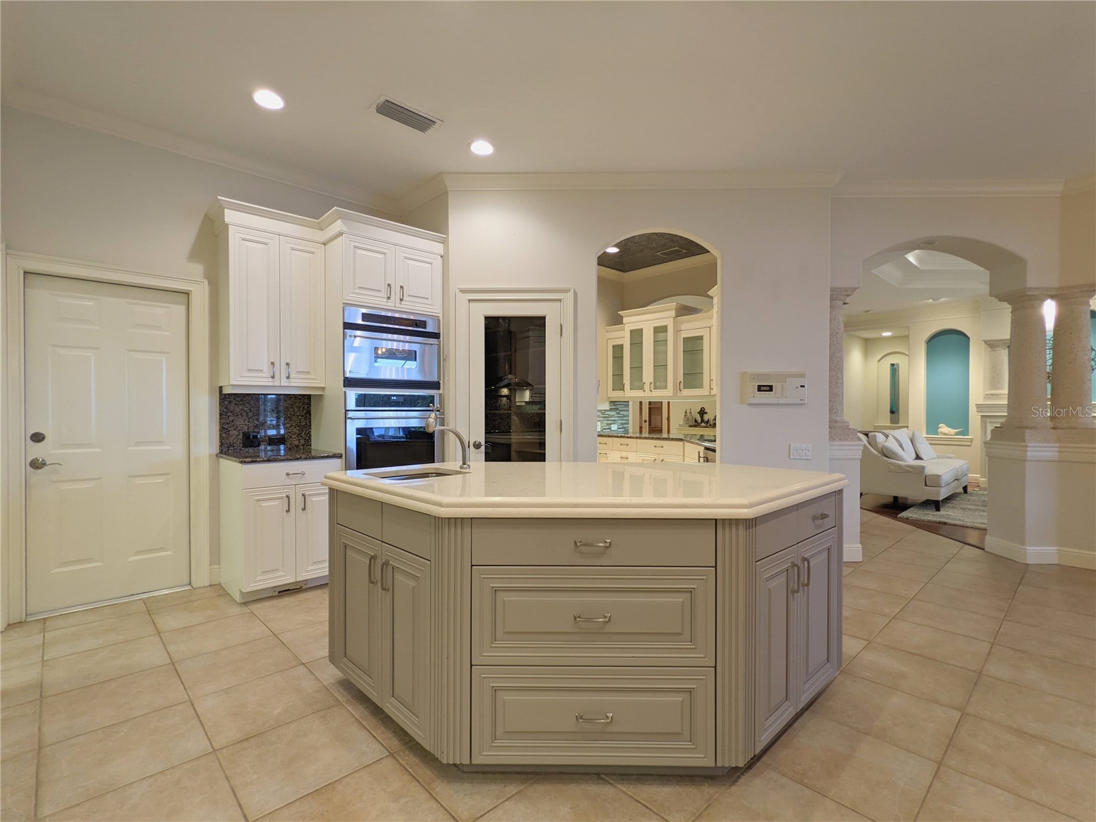 7460 Paurotis Court Sarasota FL 34241 A4689215 image18