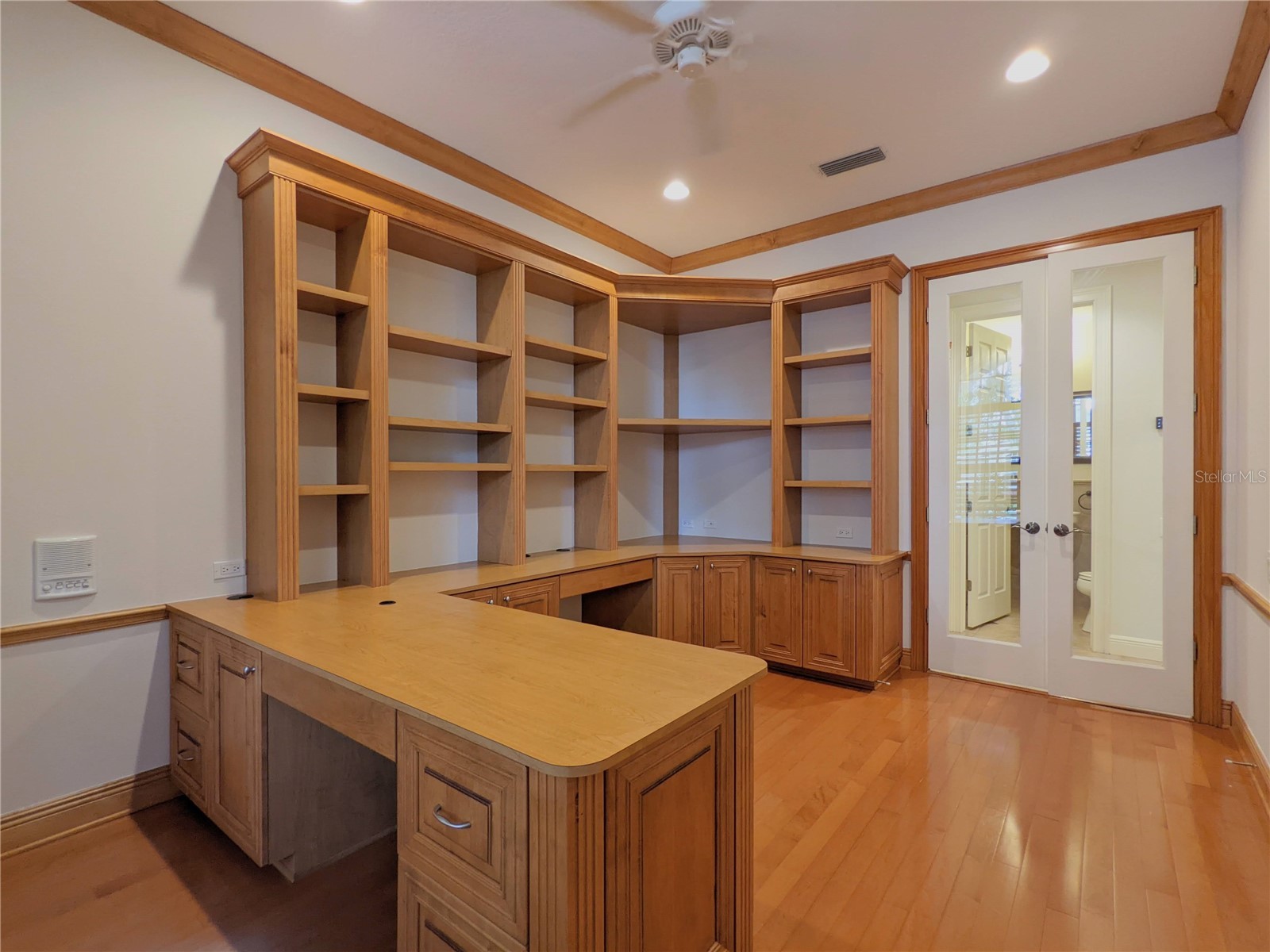 7460 Paurotis Court Sarasota FL 34241 A4689215 image51