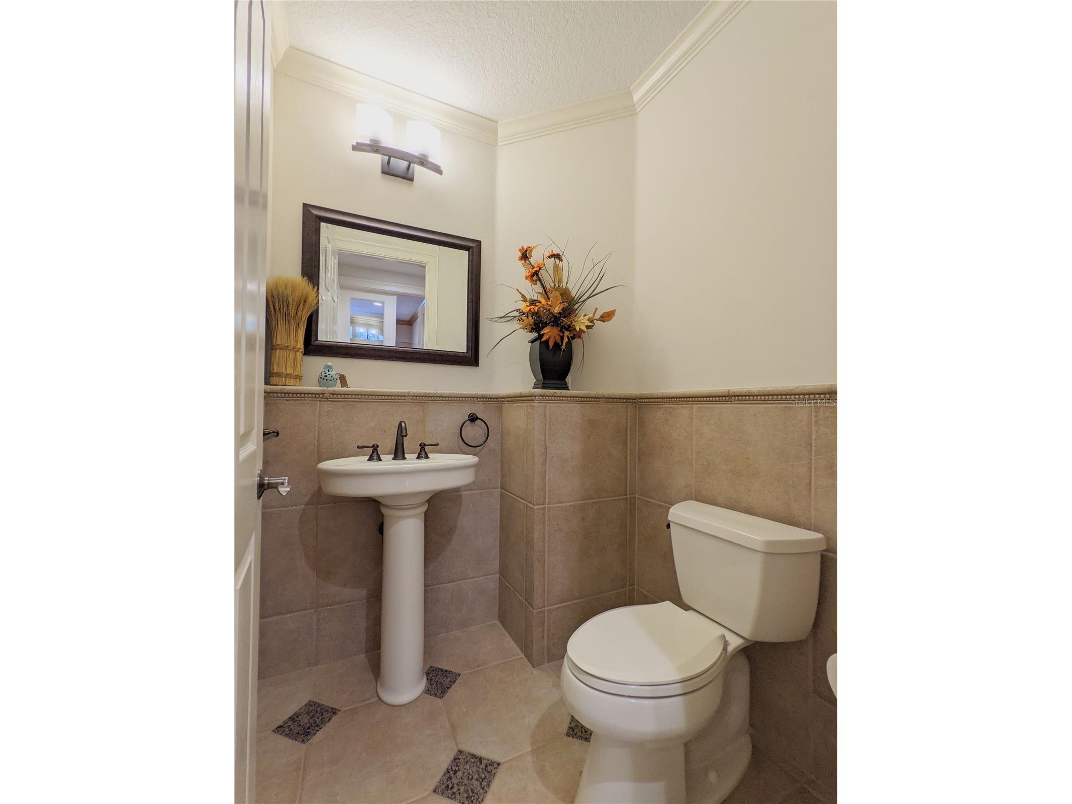 7460 Paurotis Court Sarasota FL 34241 A4689215 image52