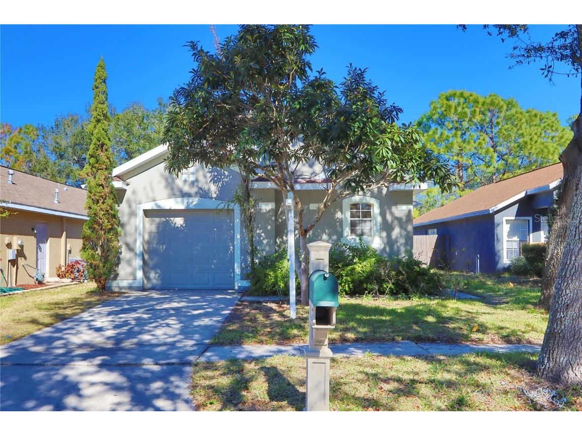 7461 Oxford Garden Circle Apollo Beach FL 33572 T3420730 image1