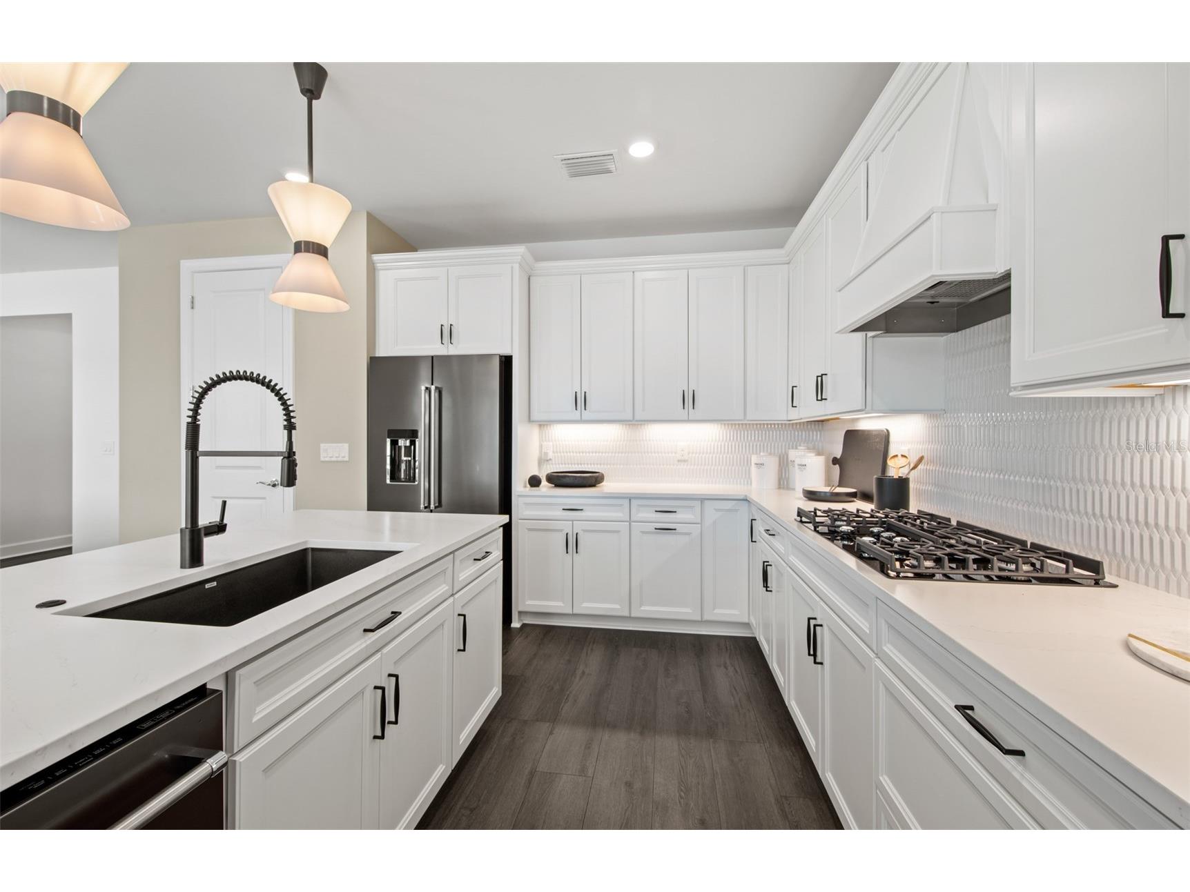 7461 Summer Court Sarasota FL 34231 TB8460305 image4