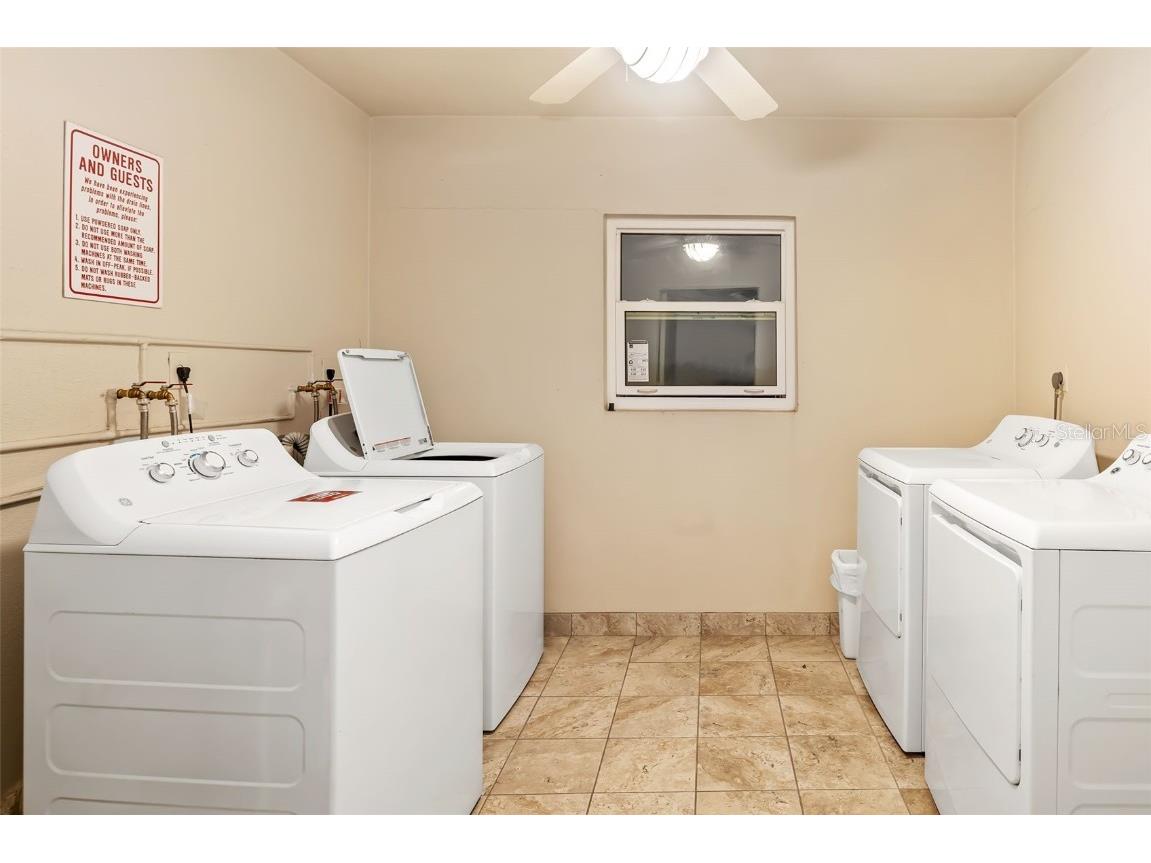 7461 W Country Club Drive #404 Sarasota FL 34243 A4676854 image31