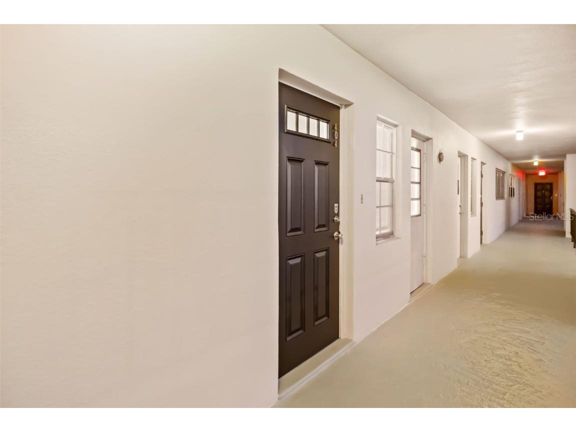 7461 W Country Club Drive #404 Sarasota FL 34243 A4676854 image8