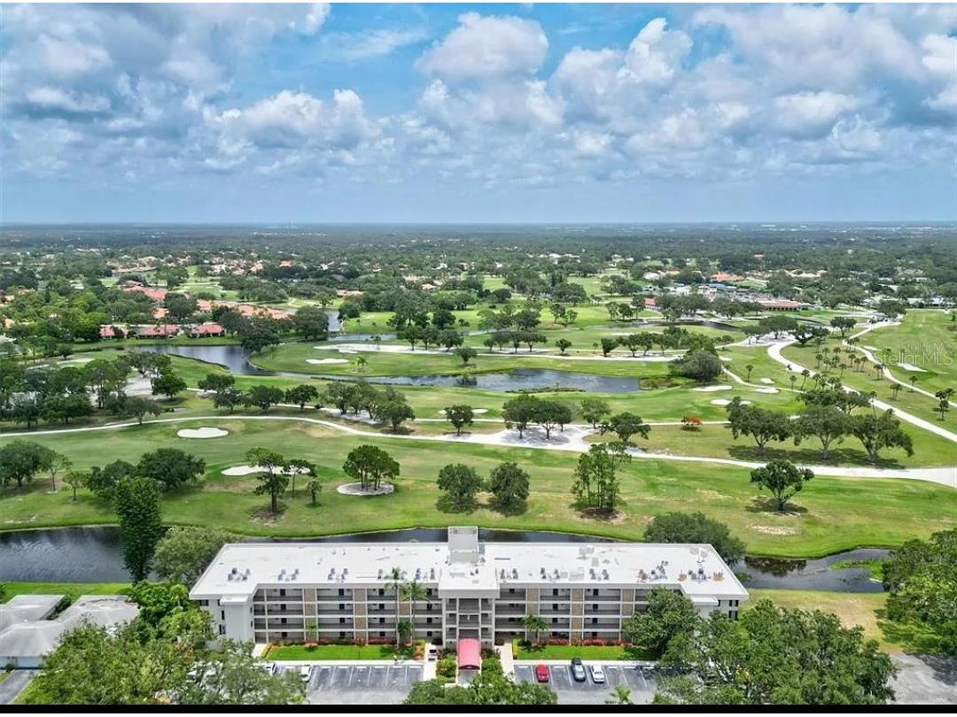 7461 W Country Club Drive N #108 Sarasota FL 34243 A4681776 image1