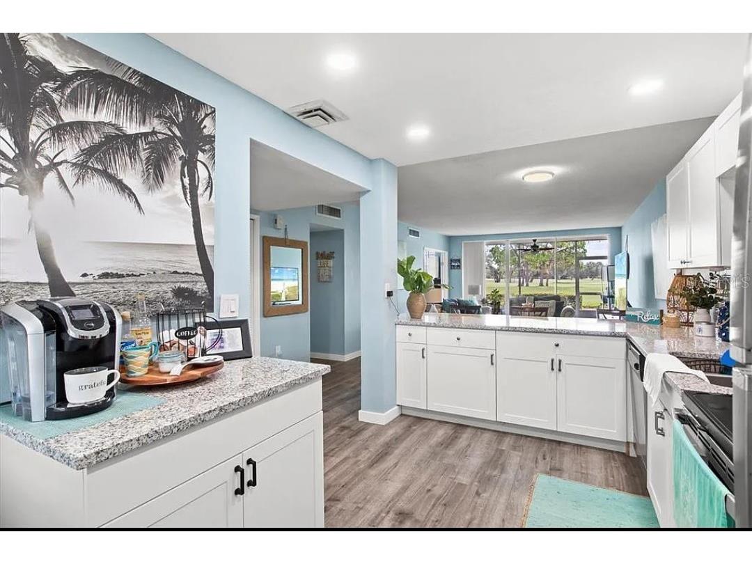 7461 W Country Club Drive N #108 Sarasota FL 34243 A4681776 image4
