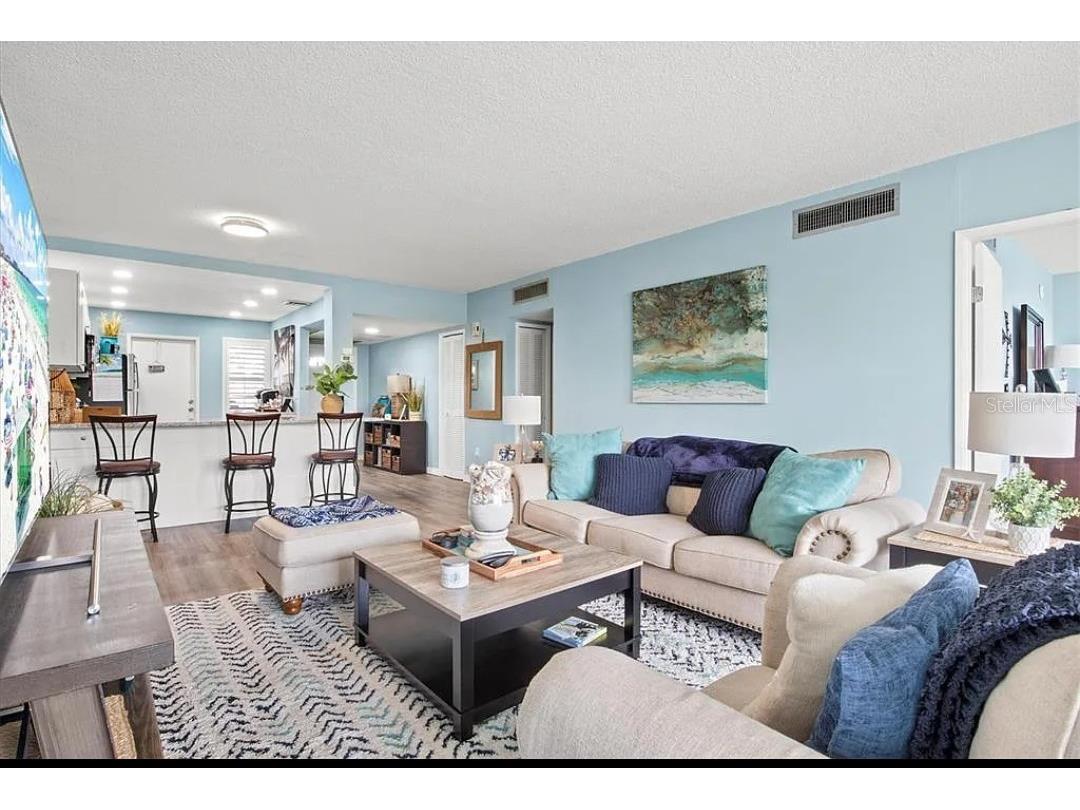 7461 W Country Club Drive N #108 Sarasota FL 34243 A4681776 image8