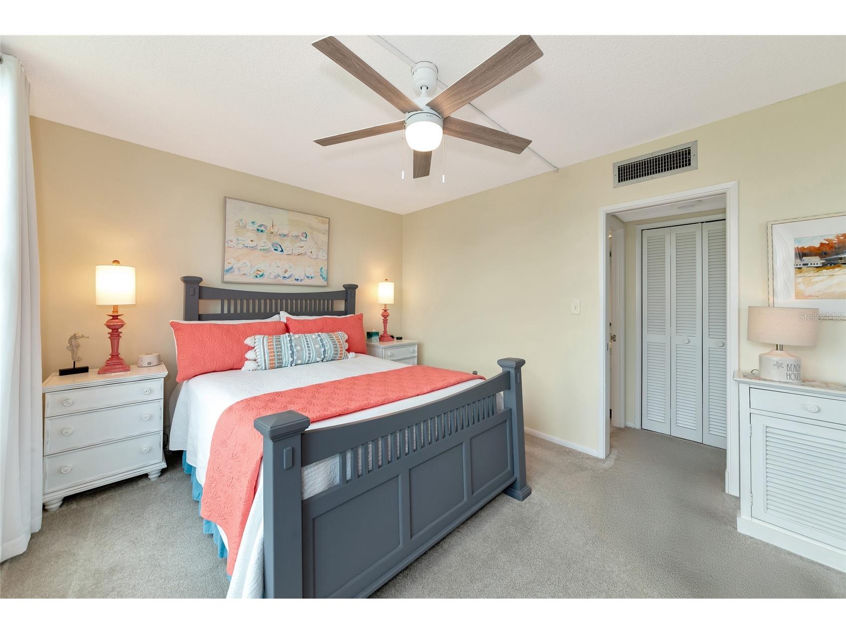 7461 W Country Club Drive N #203 Sarasota FL 34243 A4693369 image14