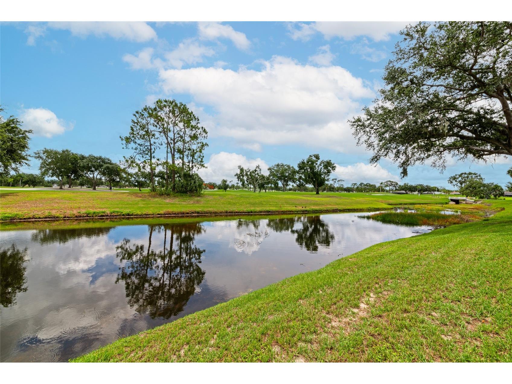 7461 W Country Club Drive N #203 Sarasota FL 34243 A4693369 image41