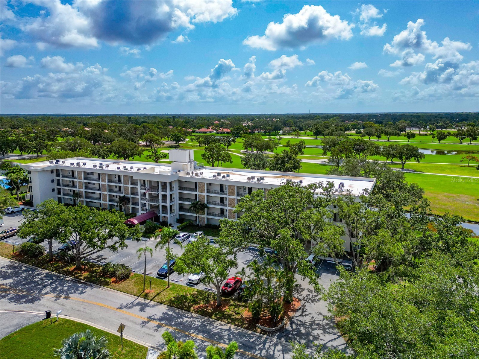 7461 W Country Club Drive N #203 Sarasota FL 34243 A4693369 image49