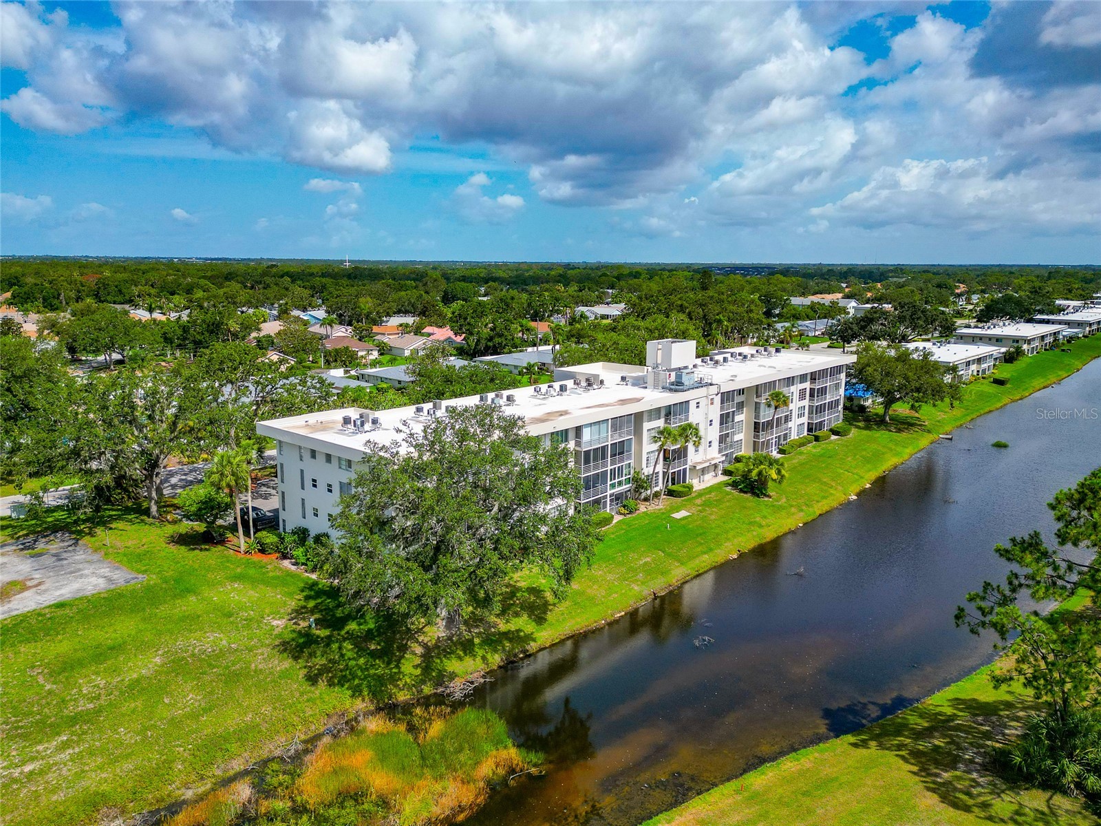7461 W Country Club Drive N #203 Sarasota FL 34243 A4693369 image54