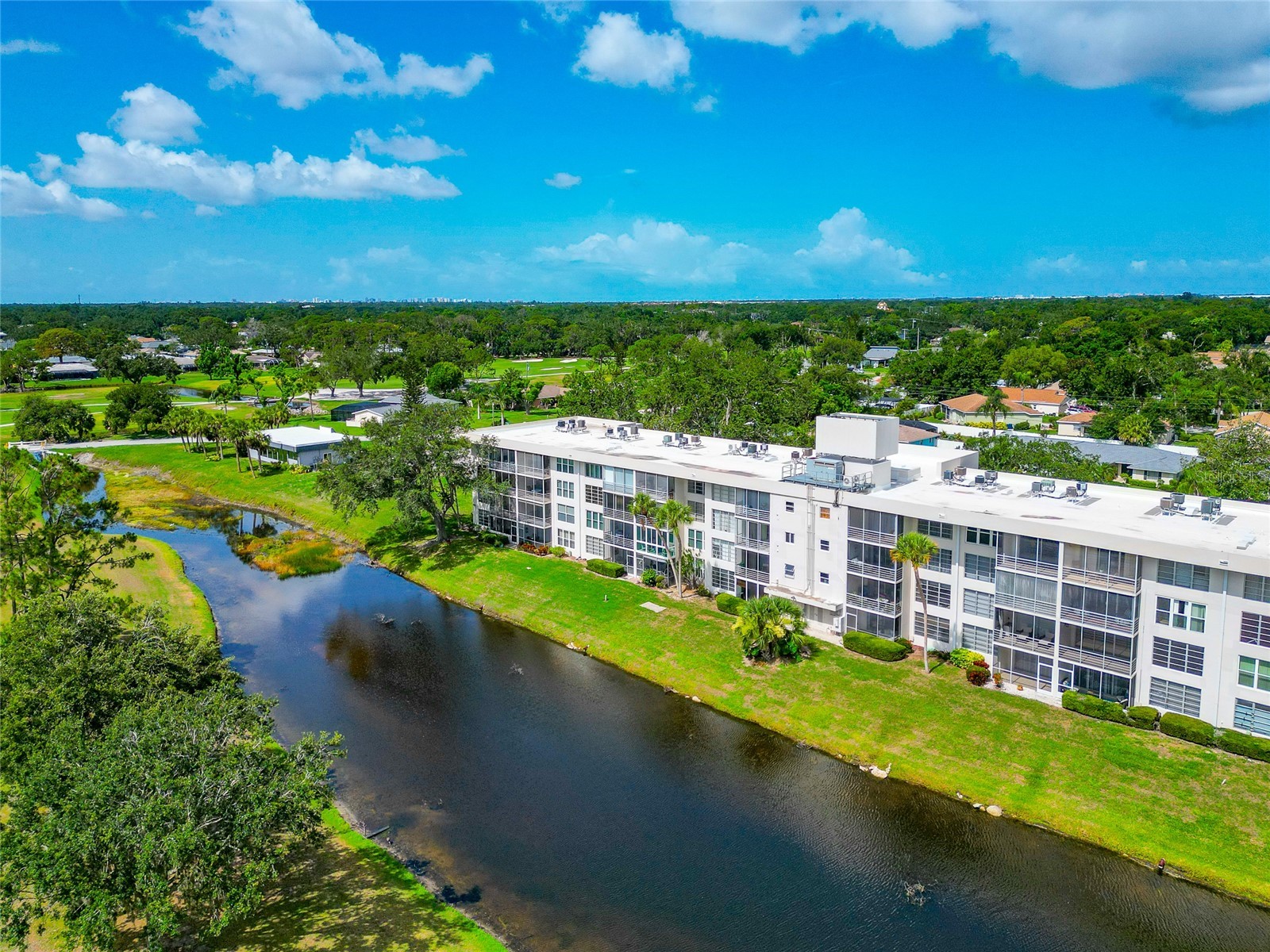 7461 W Country Club Drive N #203 Sarasota FL 34243 A4693369 image58