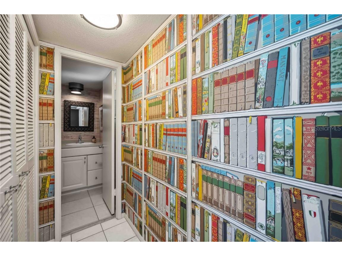 7461 W Country Club Drive N #207 Sarasota FL 34243 A4646118 image26