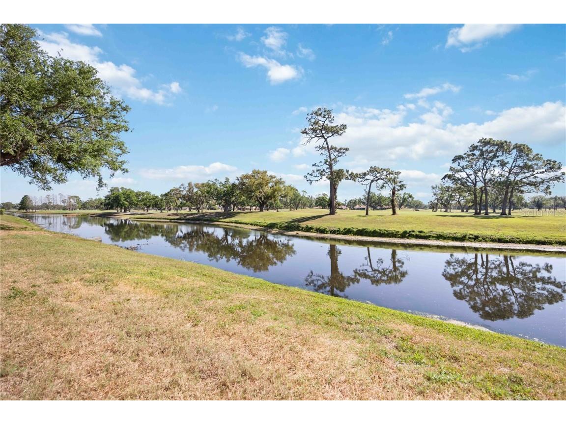 7461 W Country Club Drive N #207 Sarasota FL 34243 A4646118 image31