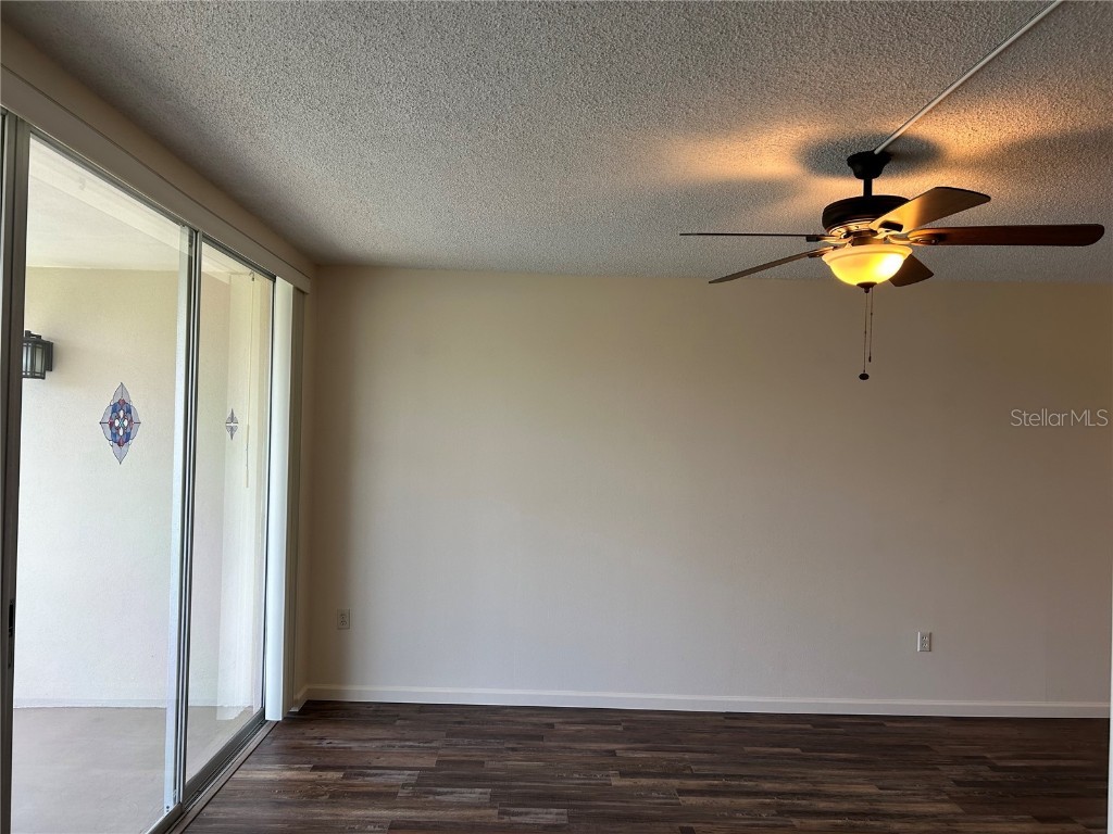 7461 W Country Club Drive N #208 Sarasota FL 34243 A4648601 image10